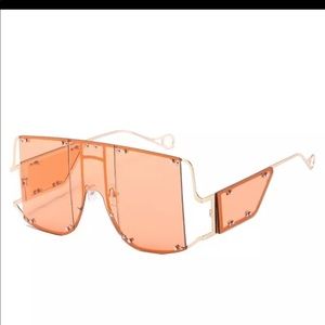 Trendy Oversized Sunglasses